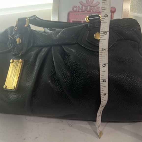 Marc by Marc Jacobs Leather Handbag EUC - black with gold hardware - Picture 16 of 16